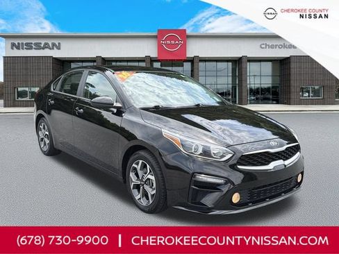 Used 2020 Kia Forte LXS FWD image 1