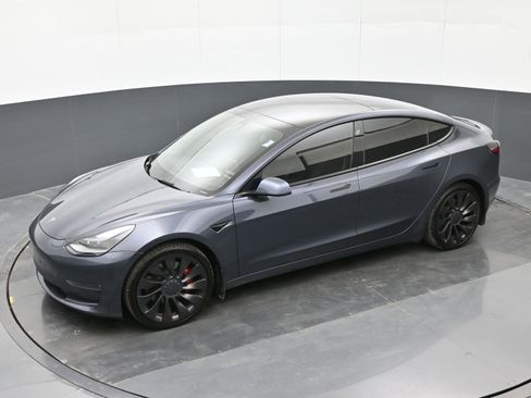Used 2022 Tesla Model 3 Performance image 27