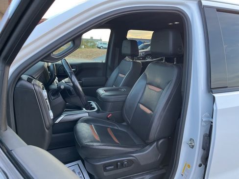 Used 2022 GMC Sierra 1500 AT4 w/ AT4 Premium Package image 17