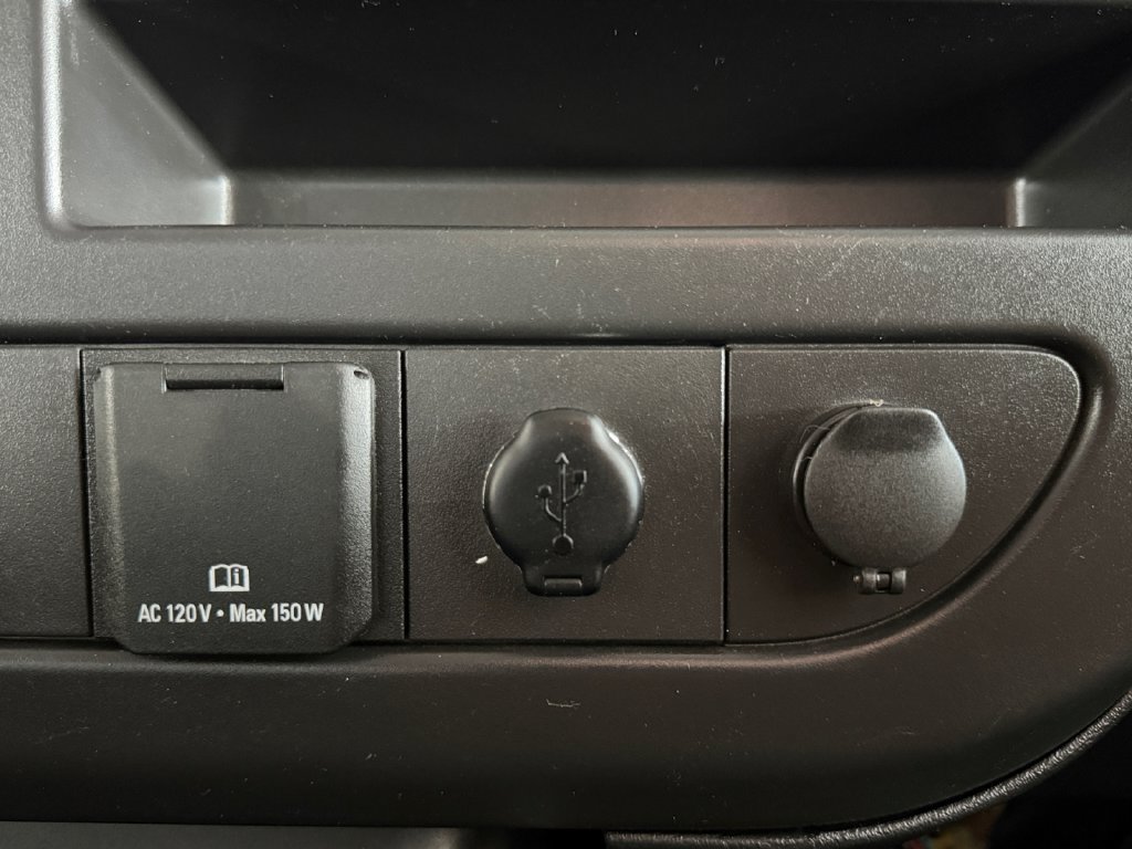 Used 2019 Chevrolet Express 3500 LS RWD image 25