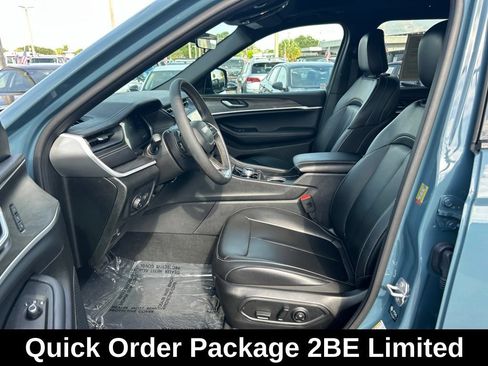 Used 2026 Jeep Grand Cherokee L Limited w/ Limited Altitude Package RWD image 10