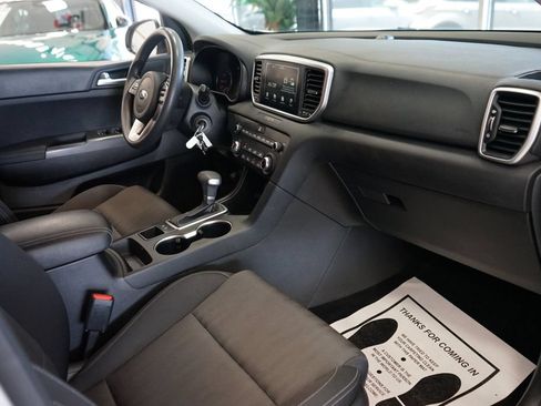 Used 2020 Kia Sportage LX FWD image 39