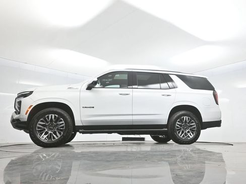 Used 2026 Chevrolet Tahoe Z71 w/ Comfort Package AWD/4WD image 7