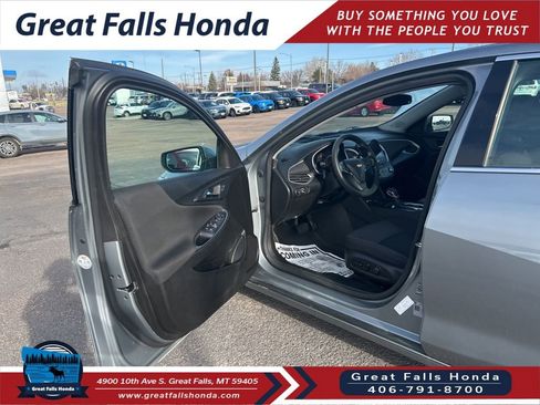 Used 2023 Chevrolet Malibu LT image 10