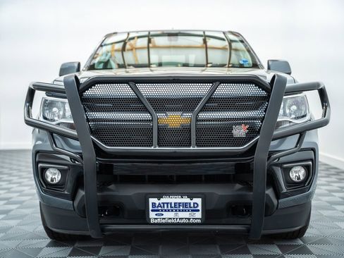 Used 2022 Chevrolet Colorado LT w/ LT Convenience Package AWD/4WD image 2