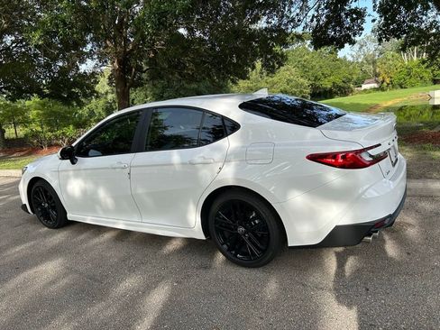 Certified 2025 Toyota Camry SE FWD image 4