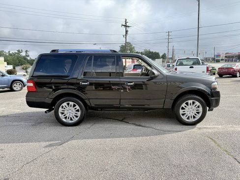 Used 2013 Ford Expedition Limited AWD/4WD image 2