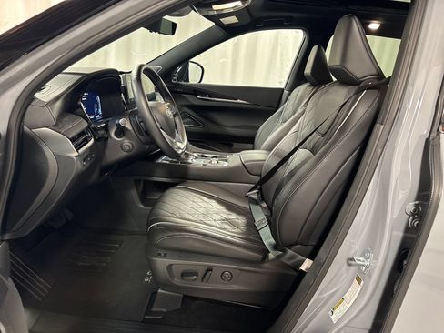 Certified 2025 INFINITI QX60 Autograph w/ Cargo Package AWD/4WD image 3