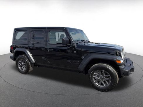 Used 2025 Jeep Wrangler Sport S AWD/4WD image 14