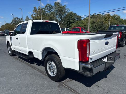 New 2026 Ford F350 XL w/ XL Chrome Package RWD image 3
