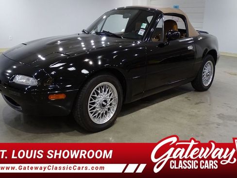 Used 1992 MAZDA MX-5 Miata image 1