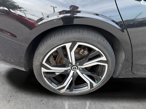 Used 2024 Volvo S60 B5 Core FWD image 48