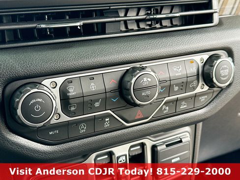 New 2026 Jeep Gladiator Sport AWD/4WD image 12