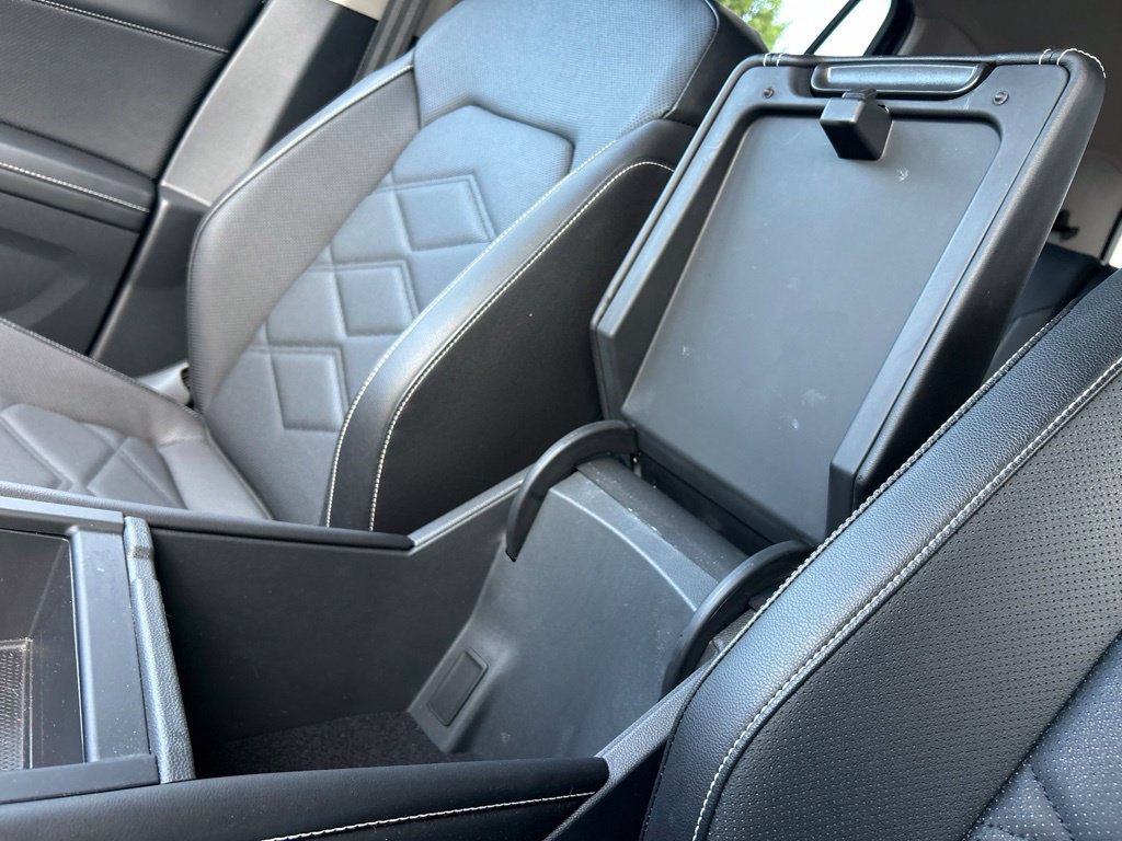 Certified 2024 Volkswagen Atlas SE FWD image 37