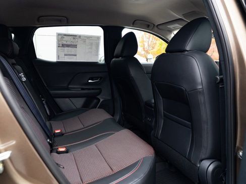 New 2026 Nissan Kicks SR AWD/4WD image 23