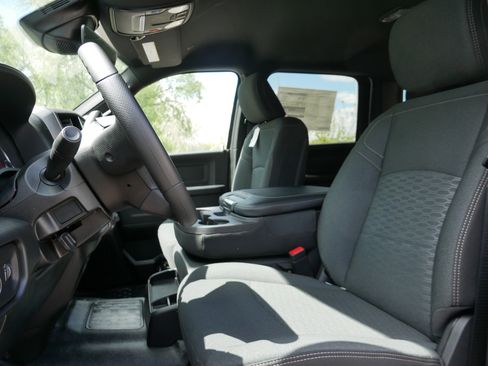 New 2026 RAM 5500 Tradesman w/ Chrome Appearance Group AWD/4WD image 9