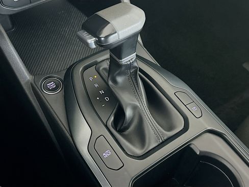 Used 2025 Kia K4 LXS image 25