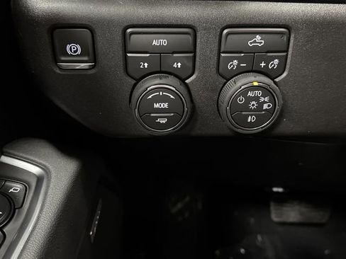 New 2026 Chevrolet Silverado 1500 RST w/ Dark Appearance Package image 24