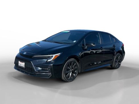 Used 2024 Toyota Corolla SE FWD image 1