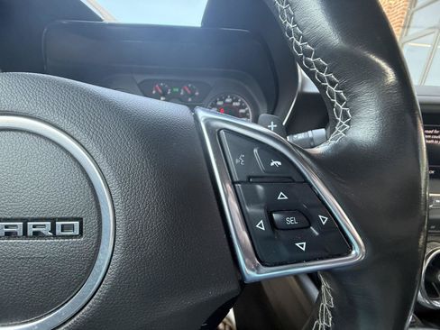 Used 2023 Chevrolet Camaro LT RWD image 9