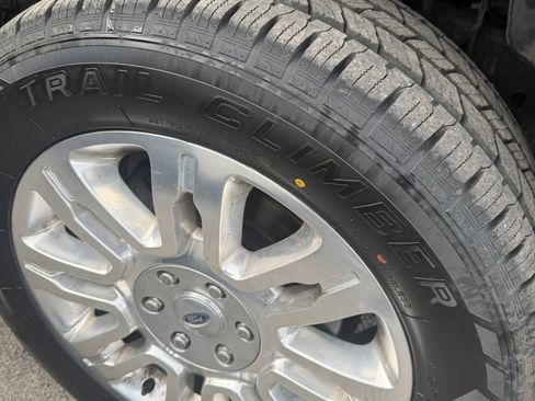 Used 2014 Ford F150 Platinum AWD/4WD image 39