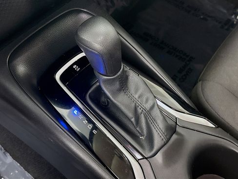 Used 2024 Toyota Corolla LE image 20