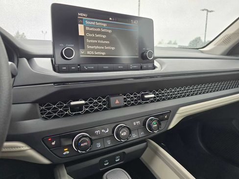 Certified 2024 Honda Accord EX image 29