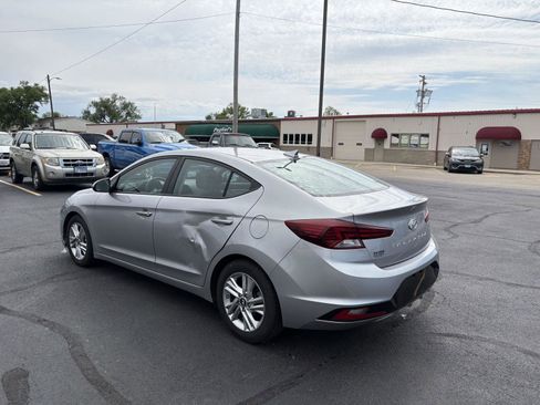 Used 2020 Hyundai Elantra SEL FWD image 21