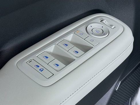 New 2026 Hyundai Santa Fe Limited FWD image 31