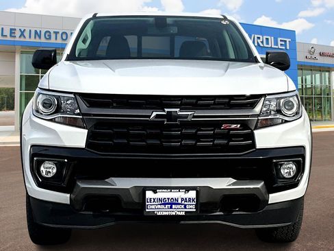 Used 2021 Chevrolet Colorado Z71 image 3