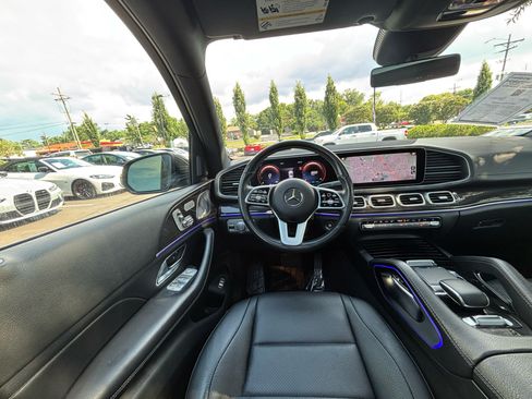 Used 2020 Mercedes-Benz GLS 450 4MATIC image 46