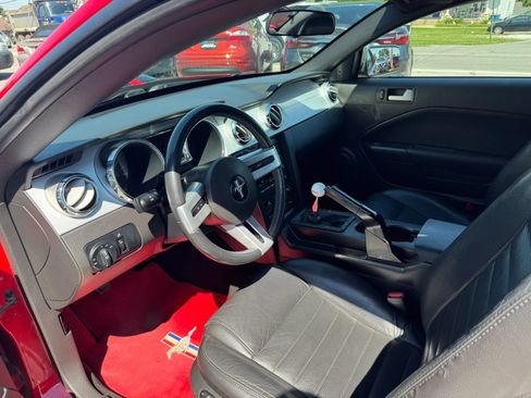 Used 2006 Ford Mustang GT Premium RWD image 26