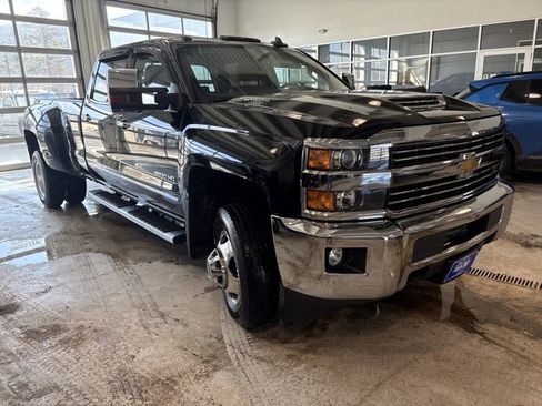 Used 2017 Chevrolet Silverado 3500 LTZ w/ Duramax Plus Package image 7