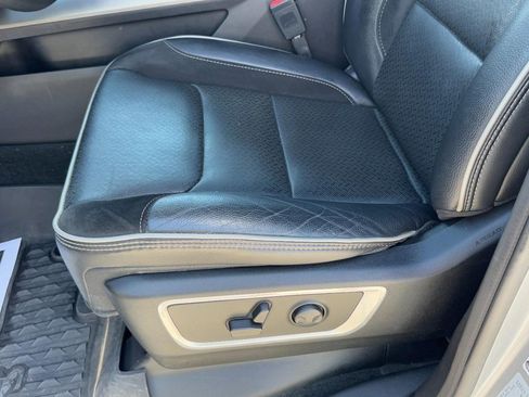 Used 2022 RAM 1500 Laramie w/ Sport Appearance Package AWD/4WD image 27