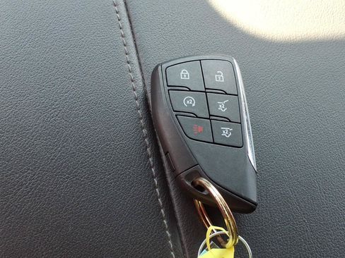 Used 2025 Chevrolet Tahoe LT AWD/4WD image 23
