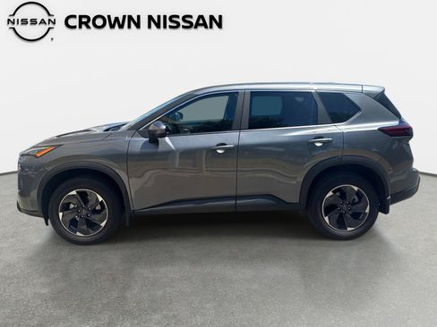Certified 2026 Nissan Rogue SV w/ Cold Weather Package FWD image 3