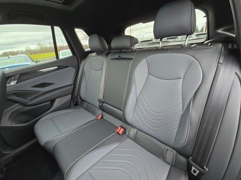 New 2026 Volkswagen Tiguan SE R-Line image 21