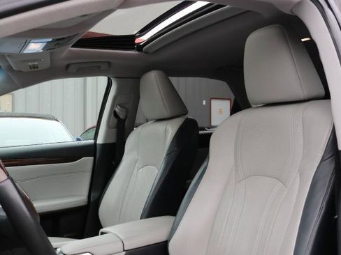 Used 2019 Lexus RX 350 FWD w/ Navigation Package image 10