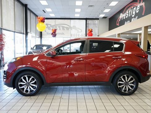 Used 2017 Kia Sportage EX image 4