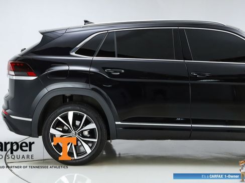 Used 2025 Volkswagen Atlas Cross Sport SEL Premium R-Line AWD/4WD image 11