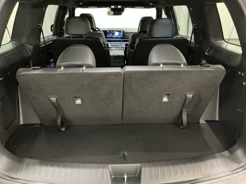 Used 2024 Hyundai Santa Fe Calligraphy image 16