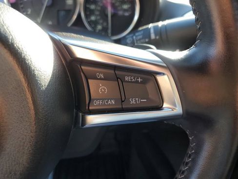 Used 2020 MAZDA MX-5 Miata RF Grand Touring image 16