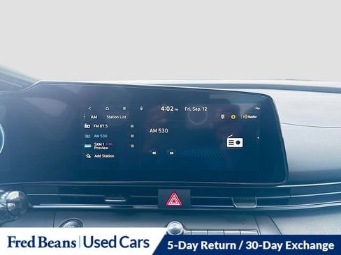 Used 2025 Hyundai Elantra SEL image 15