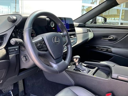 Used 2024 Lexus ES 350 w/ Premium Package image 14