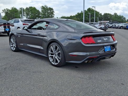 Used 2018 Ford Mustang GT Premium RWD image 4