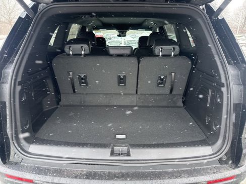 New 2026 GMC Acadia AT4 w/ Luxury Package image 15