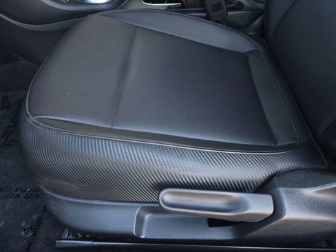 Used 2015 Volkswagen Beetle TDI FWD image 14