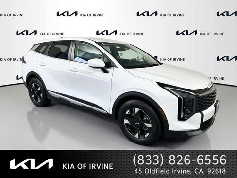 Certified 2026 Kia Sportage LX FWD image 1