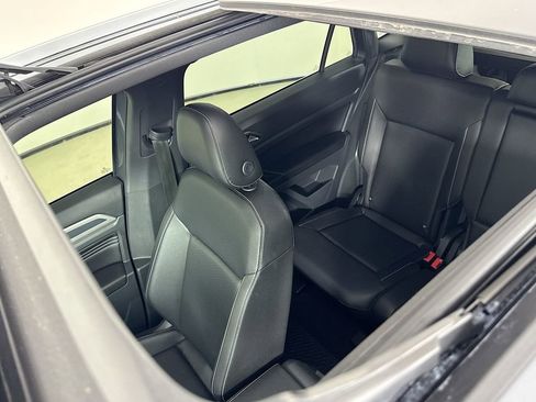 Used 2020 Volkswagen Atlas Cross Sport SEL R-Line AWD/4WD image 27