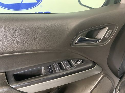 Used 2017 Chevrolet Colorado LT image 15